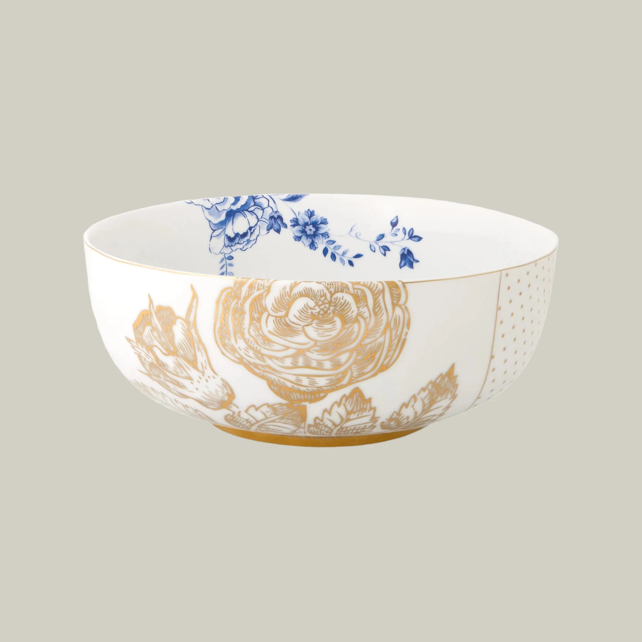 Porcelain bowl from Pip Studio Royal White collection with blue floral design and gold accents.