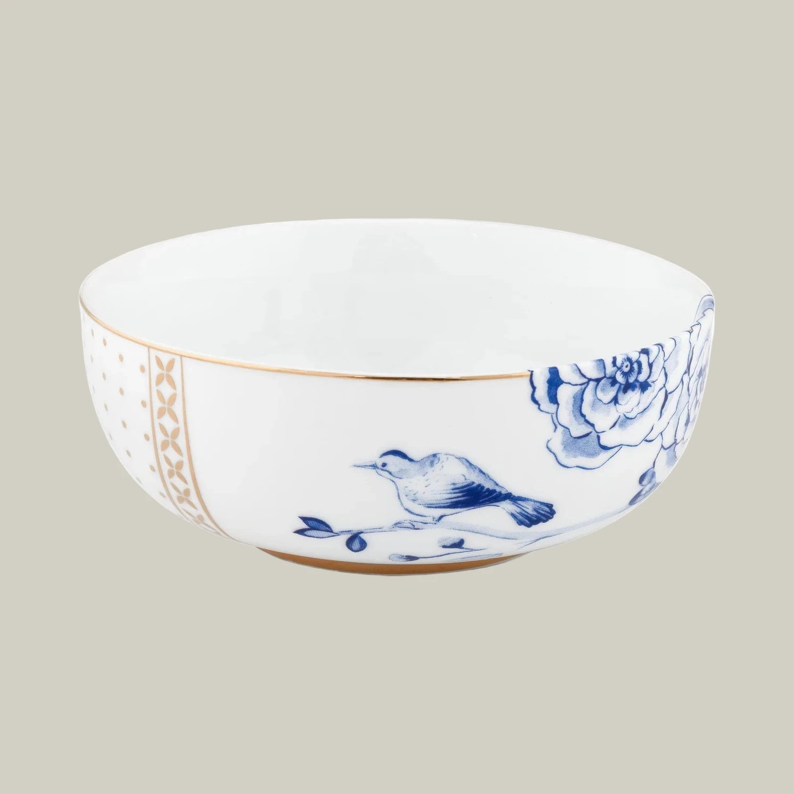 Porcelain bowl from Pip Studio Royal White collection with blue floral design and gold accents.